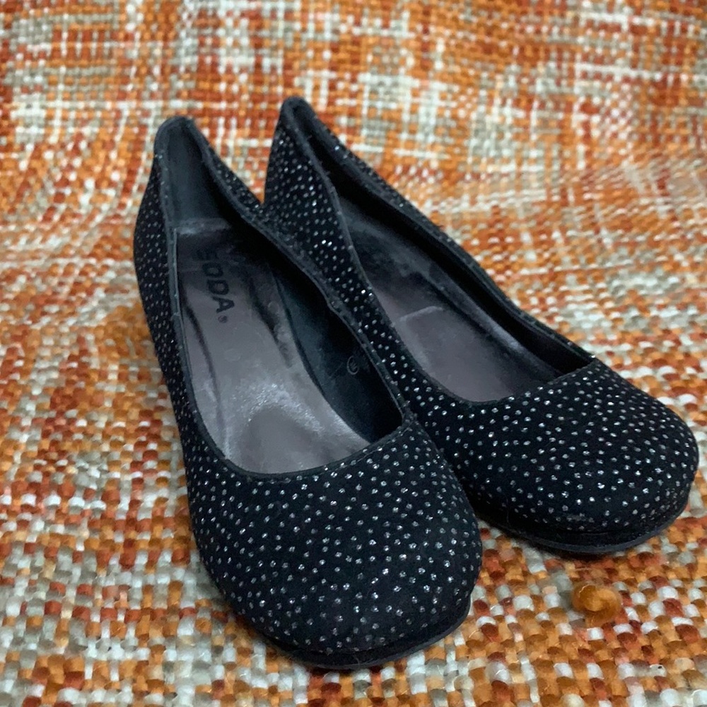 Black sparkly high heels 1 inch heel